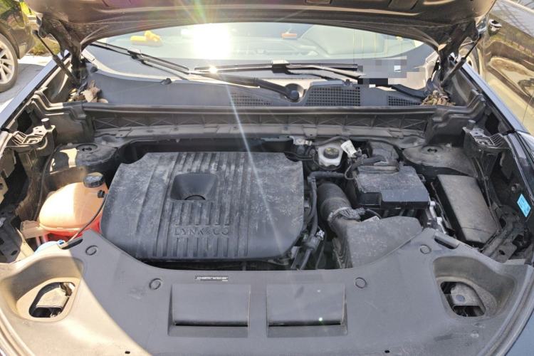 Used Lynk & Co 01 2023 2.0TD Two-Wheel Drive Pro Trim Engine Bay