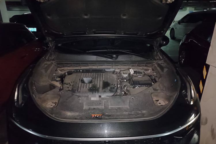 Used Lynk & Co 01 2023 2.0TD Two-Wheel Drive Pro Trim Engine Bay