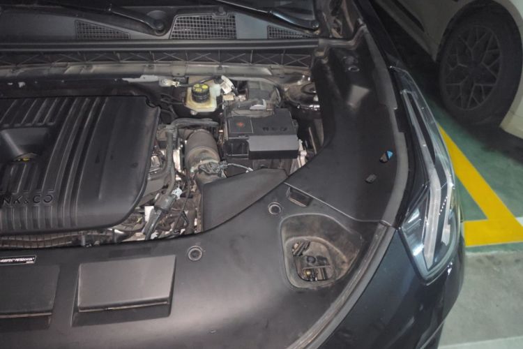 Used Lynk & Co 01 2023 2.0TD Two-Wheel Drive Pro Trim Engine Bay Left