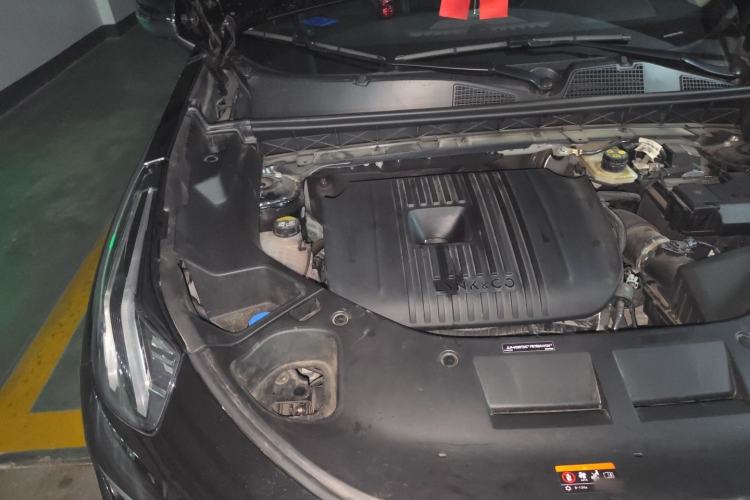 Used Lynk & Co 01 2023 2.0TD Two-Wheel Drive Pro Trim Engine Bay Right