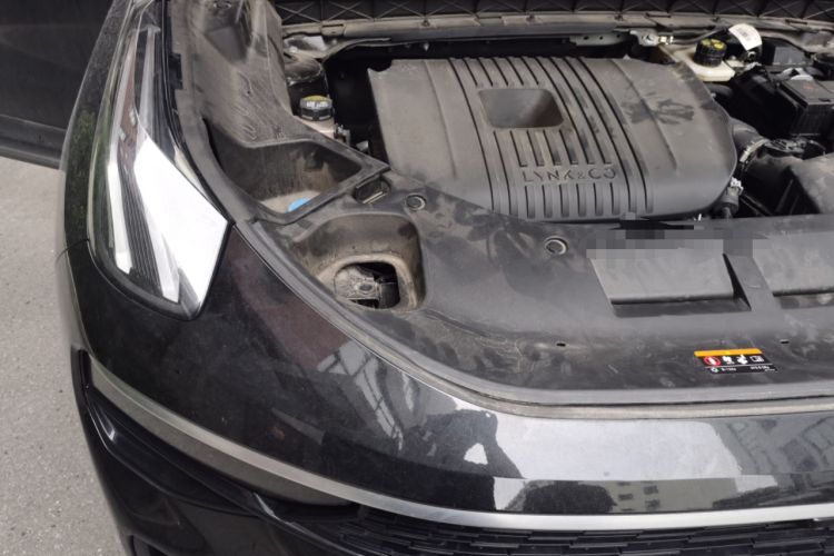 Used Lynk & Co 01 2023 2.0TD Two-Wheel Drive Pro Trim Engine Bay Right