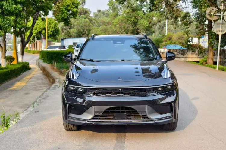 Used Lynk & Co 01 2023 2.0TD Four-Wheel Drive Dark Night Edition Exterior 1
