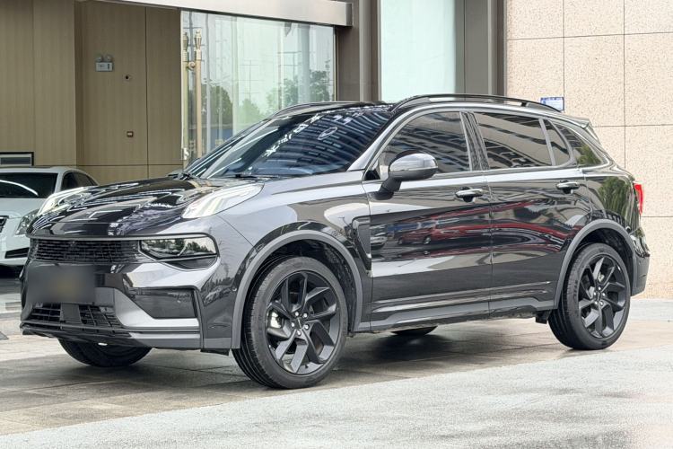 Used Lynk & Co 01 2023 2.0TD Four-Wheel Drive Dark Night Edition Exterior 2
