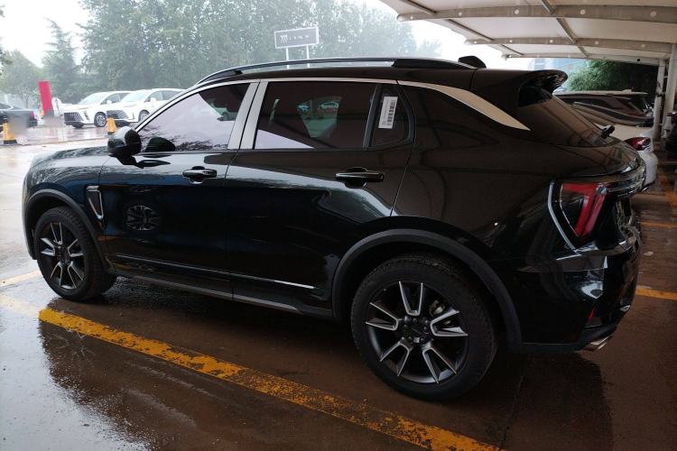 Used Lynk & Co 01 2023 2.0TD Two-Wheel Drive Pro Trim Exterior 3