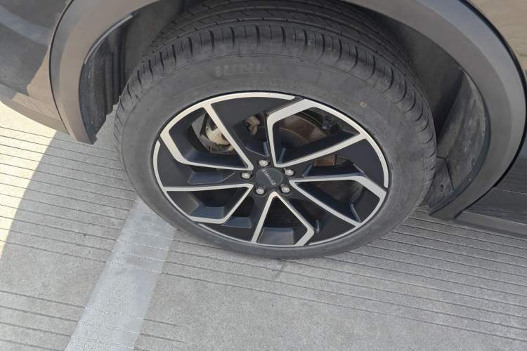 Used Lynk & Co 01 2023 1.5TD EM-F PM Exterior 5