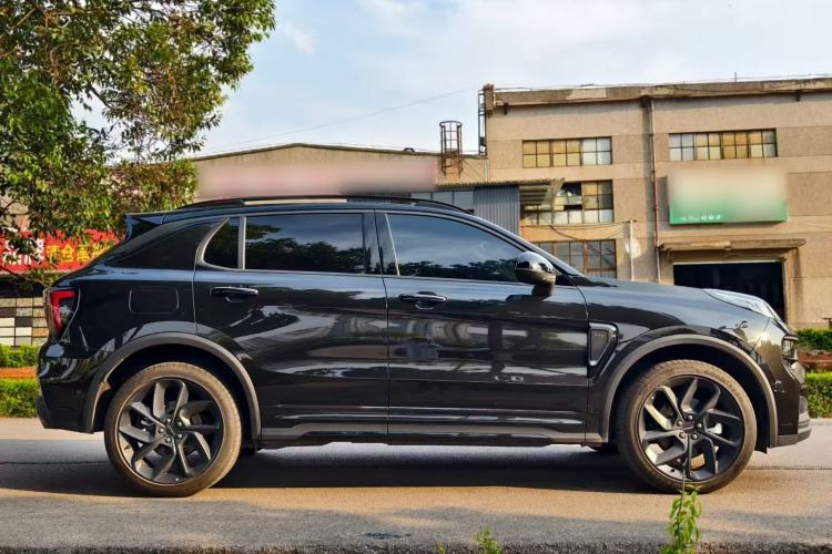 Used Lynk & Co 01 2023 2.0TD Four-Wheel Drive Dark Night Edition Exterior 6