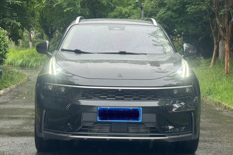 Used Lynk & Co 01 2023 2.0TD Two-Wheel Drive Pro Trim Exterior 7