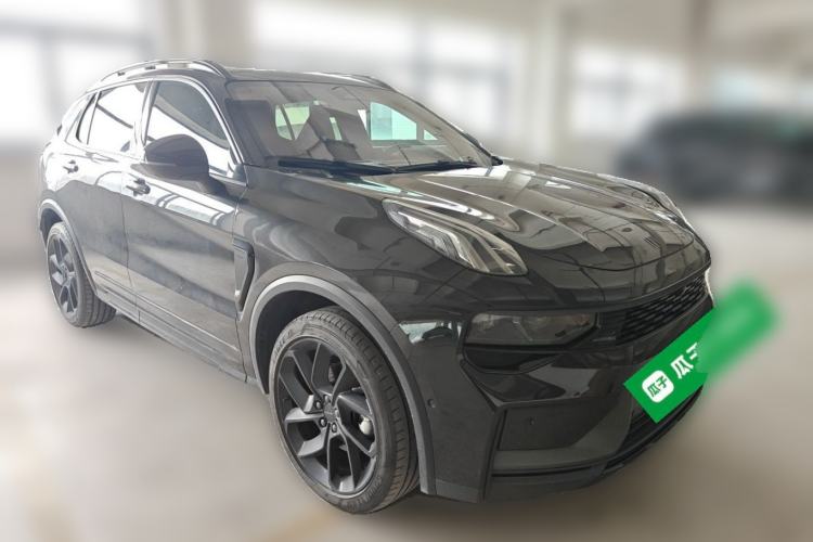 Used Lynk & Co 01 2023 2.0TD Four-Wheel Drive Dark Night Edition Front Right 45 Deg