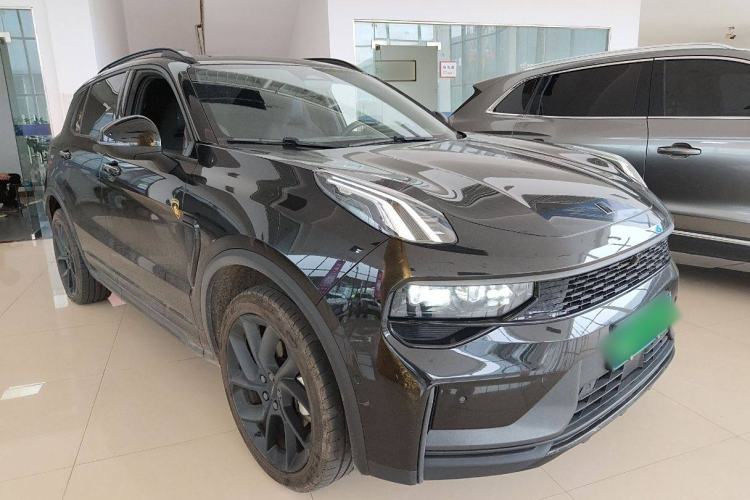 Used Lynk & Co 01 2023 2.0TD Four-Wheel Drive Dark Night Edition Front Right 45 Deg