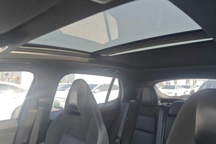 Used Lynk & Co 01 2023 1.5TD EM-F PM Headliner