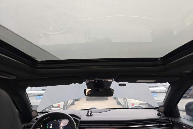 Used Lynk & Co 01 2023 1.5TD EM-F PM Headliner