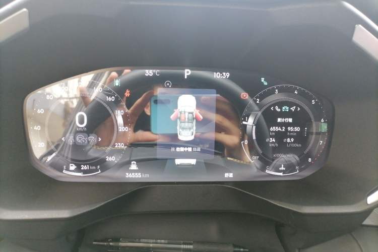 Used Lynk & Co 01 2023 2.0TD Two-Wheel Drive Pro Trim Instrument Cluster
