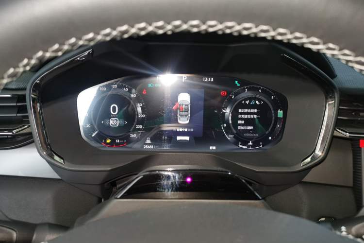 Used Lynk & Co 01 2023 2.0TD Four-Wheel Drive Dark Night Edition Instrument Cluster