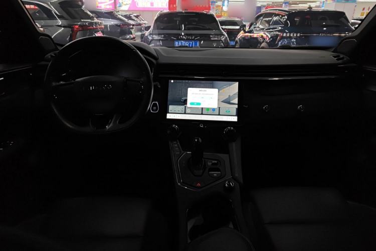 Used Lynk & Co 01 2023 2.0TD Four-Wheel Drive Dark Night Edition Interior 3