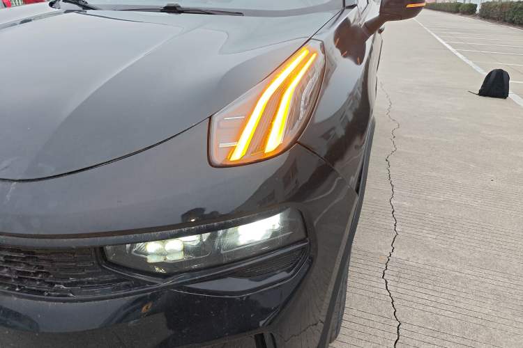 Used Lynk & Co 01 2023 1.5TD EM-F PM Left Front Headlight