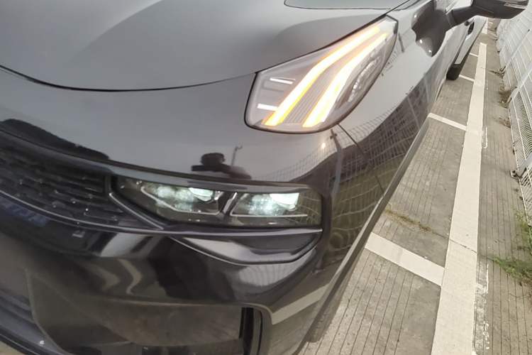 Used Lynk & Co 01 2023 1.5TD EM-F PM Left Front Headlight