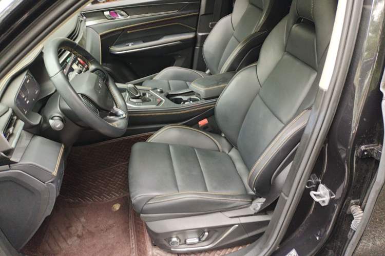 Used Lynk & Co 01 2023 2.0TD Two-Wheel Drive Pro Trim Left Front Seat