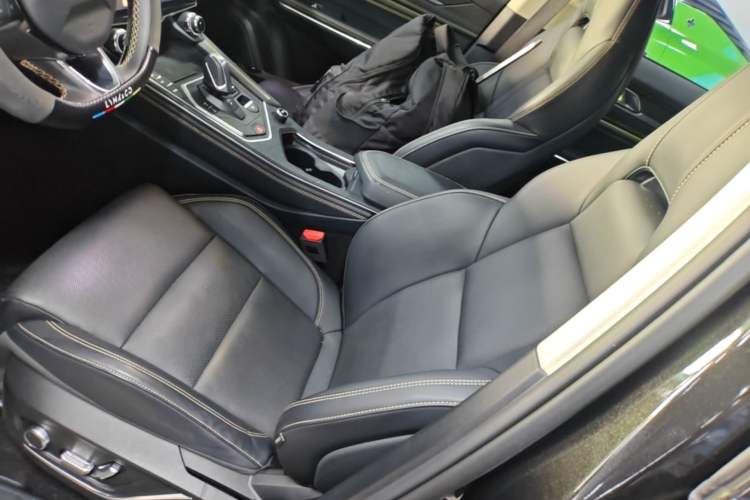 Used Lynk & Co 01 2023 2.0TD Two-Wheel Drive Pro Trim Left Front Seat