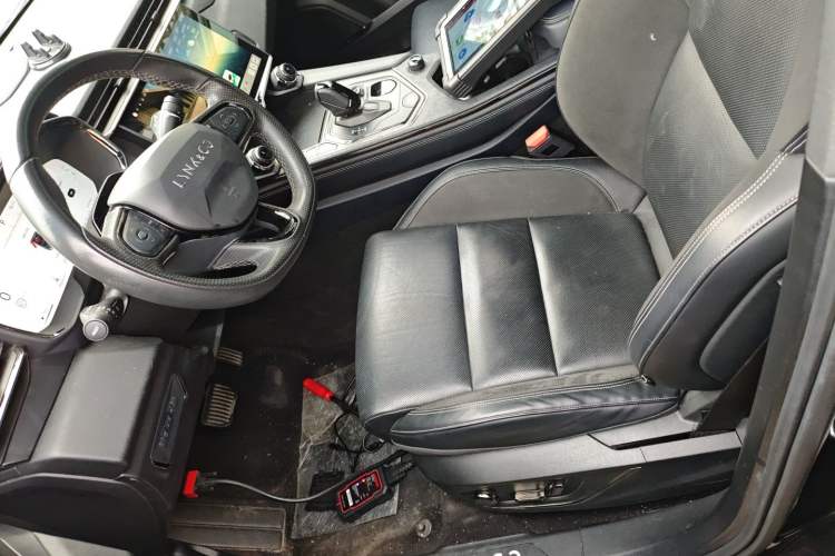 Used Lynk & Co 01 2023 1.5TD EM-F PM Left Front Seat