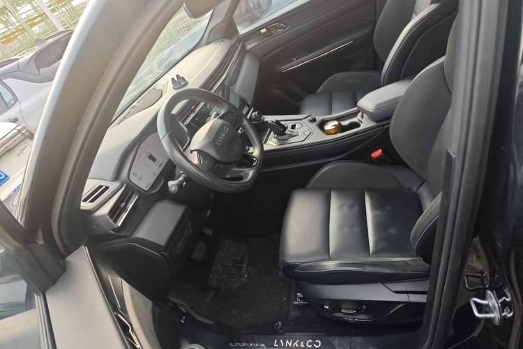 Used Lynk & Co 01 2023 1.5TD EM-F PM Left Front Seat