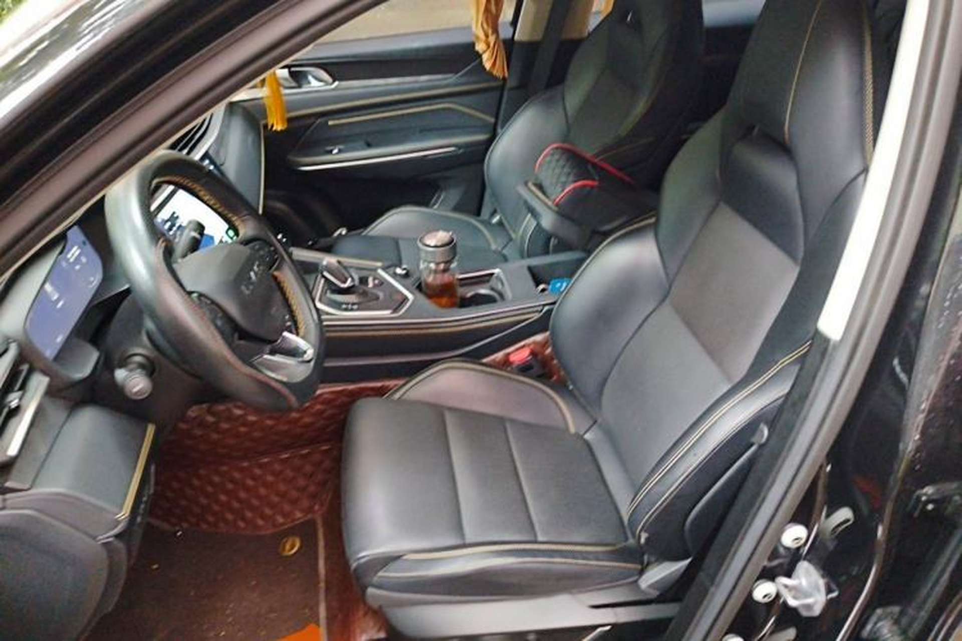 Used Lynk & Co 01 2023 2.0TD Two-Wheel Drive Pro Trim Left Front Seat