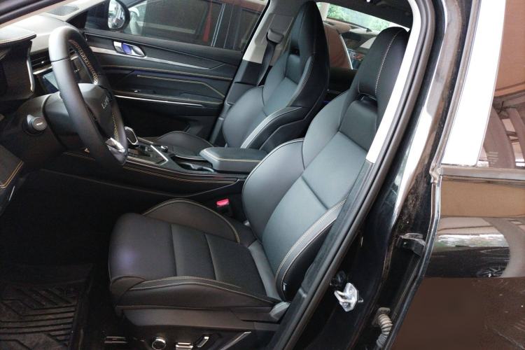 Used Lynk & Co 01 2023 2.0TD Two-Wheel Drive Pro Trim Left Front Seat