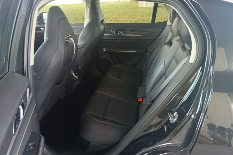 Used Lynk & Co 01 2023 2.0TD Two-Wheel Drive Asian Games Edition Left Rear Seat