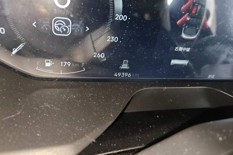 Used Lynk & Co 01 2023 2.0TD Four-Wheel Drive Dark Night Edition Odometer Close Up