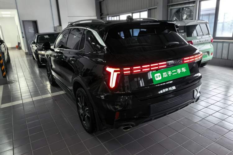 Used Lynk & Co 01 2023 2.0TD Two-Wheel Drive Pro Trim Rear Left 45 Deg
