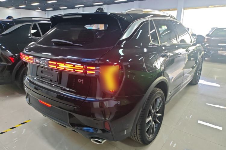 Used Lynk & Co 01 2023 2.0TD Two-Wheel Drive Pro Trim Rear Right 45 Deg