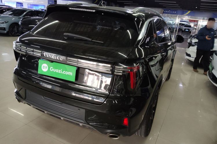 Used Lynk & Co 01 2023 2.0TD Two-Wheel Drive Pro Trim Rear Right 45 Deg