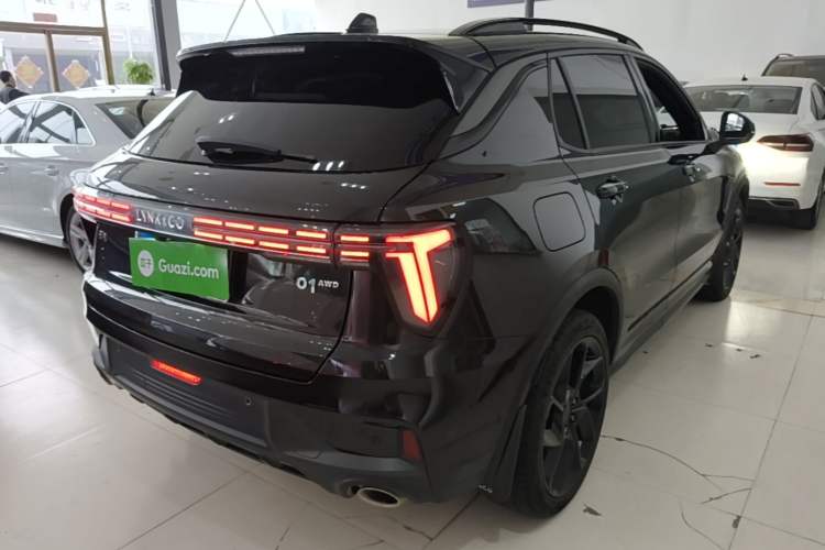 Used Lynk & Co 01 2023 2.0TD Four-Wheel Drive Dark Night Edition Rear Right 45 Deg