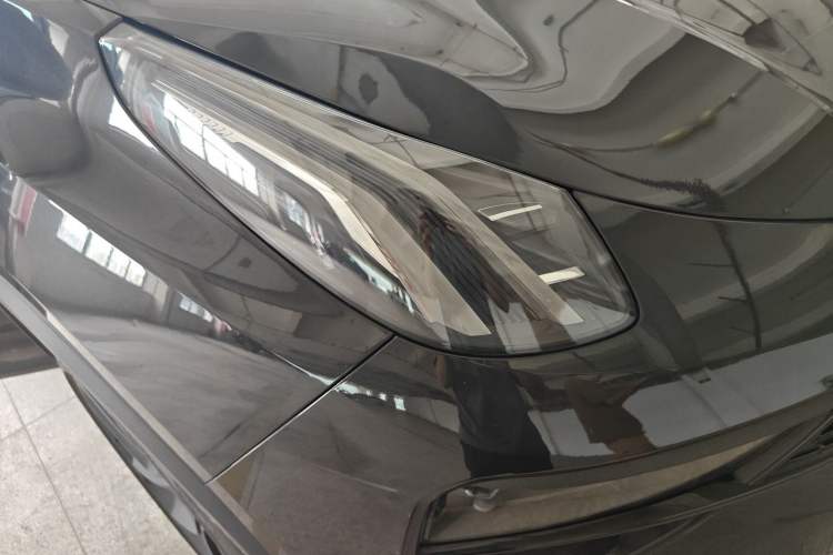 Used Lynk & Co 01 2023 2.0TD Four-Wheel Drive Dark Night Edition Right Front Headlight