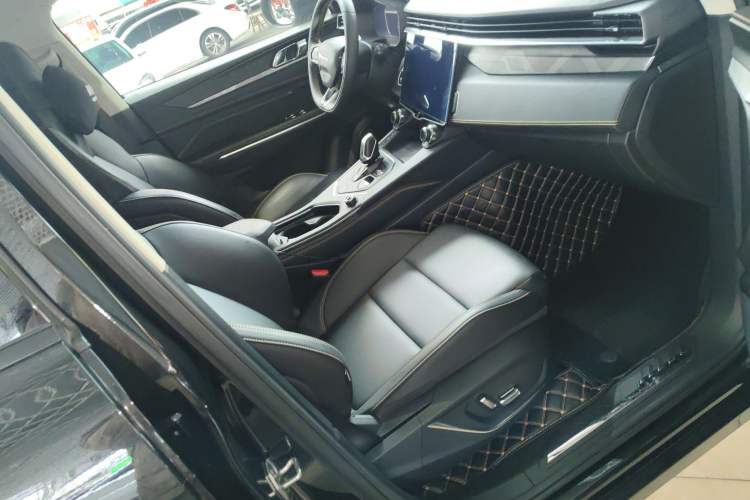 Used Lynk & Co 01 2023 2.0TD Two-Wheel Drive Asian Games Edition Right Front Seat