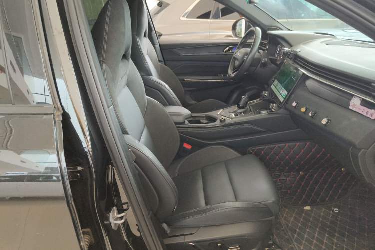 Used Lynk & Co 01 2023 2.0TD Four-Wheel Drive Dark Night Edition Right Front Seat