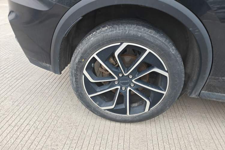 Used Lynk & Co 01 2023 1.5TD EM-F PM Right Rear Wheel Hub