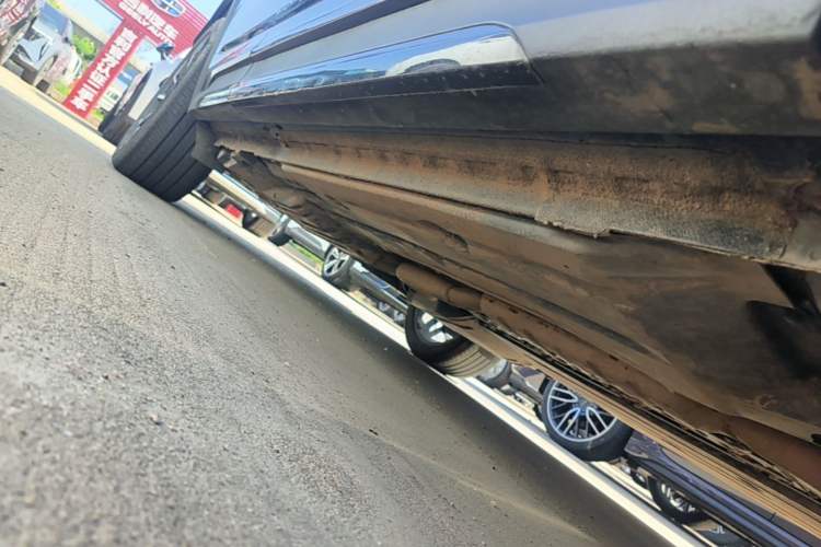 Used Lynk & Co 01 2023 1.5TD EM-F PM Right Side Sill