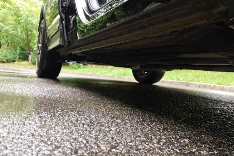 Used Lynk & Co 01 2023 2.0TD Two-Wheel Drive Pro Trim Right Side Sill