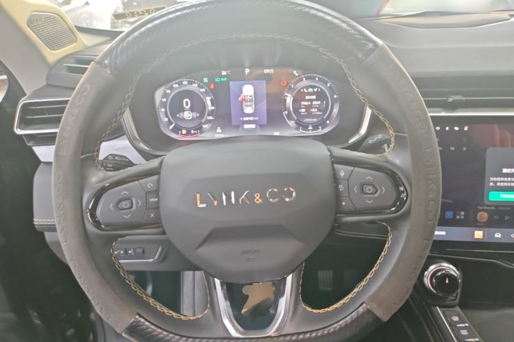 Used Lynk & Co 01 2023 2.0TD Two-Wheel Drive Pro Trim Steering Wheel