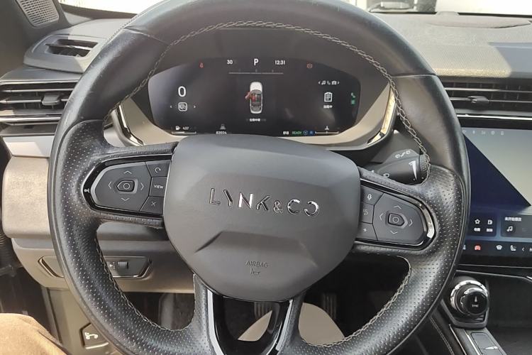 Used Lynk & Co 01 2023 1.5TD EM-F PM Steering Wheel