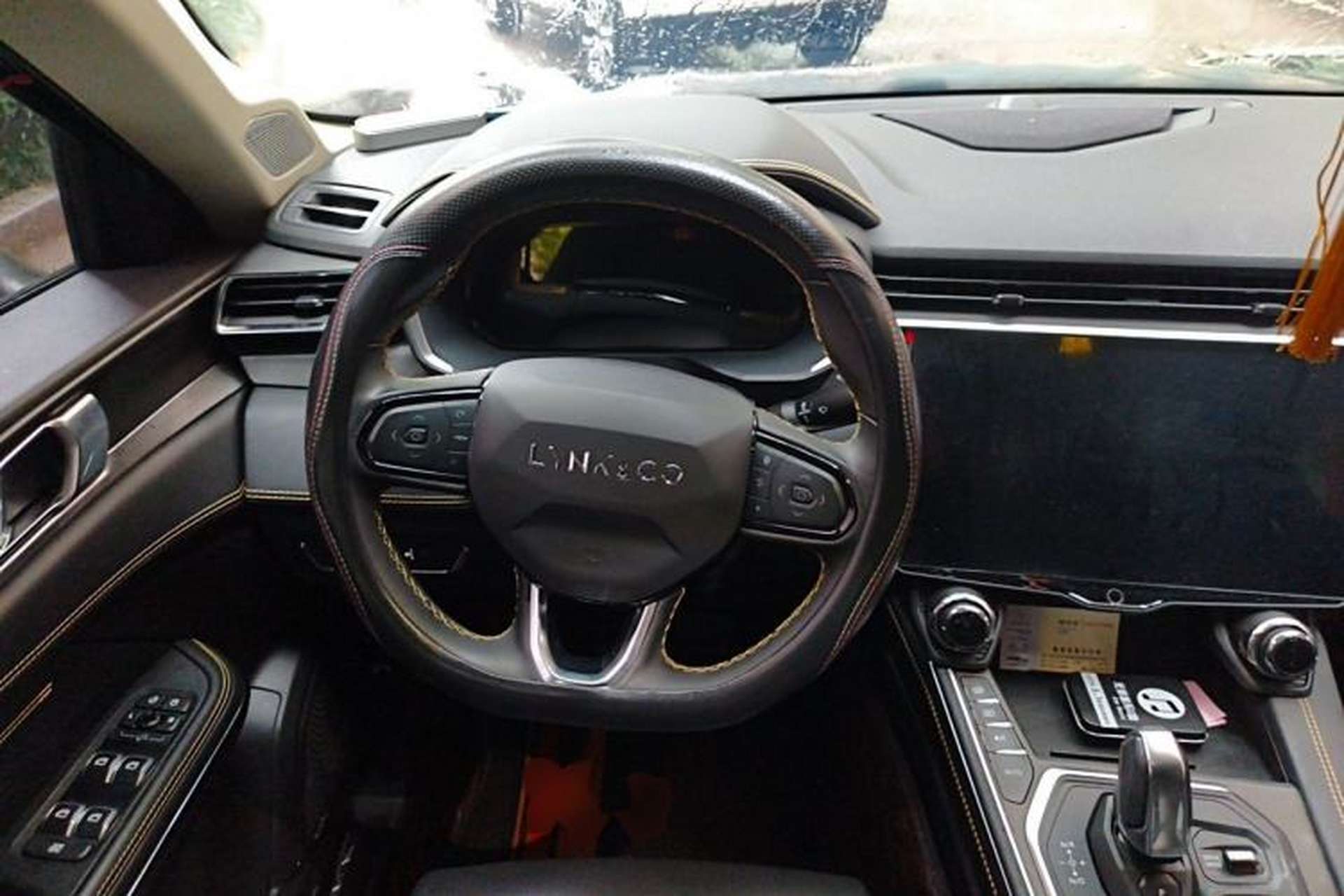 Used Lynk & Co 01 2023 2.0TD Two-Wheel Drive Pro Trim Steering Wheel