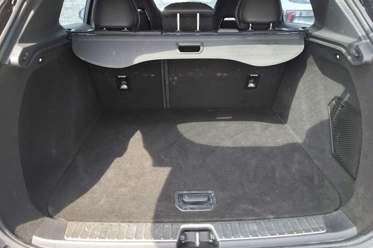 Used Lynk & Co 01 2023 1.5TD EM-F PM Trunk