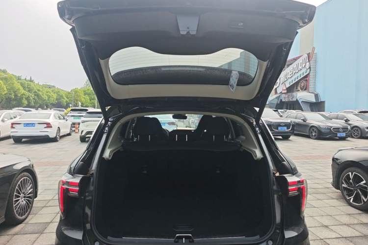 Used Lynk & Co 01 2023 2.0TD Two-Wheel Drive Pro Trim Trunk