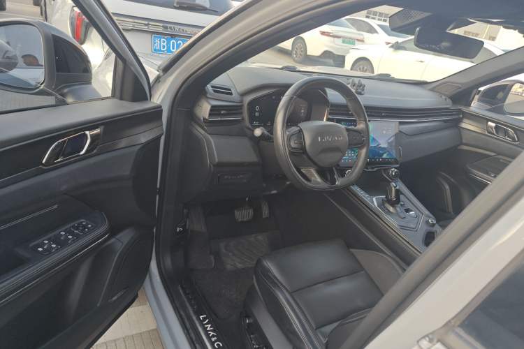 Used Lynk & Co 01 2023 1.5TD EM-F PM Driver Seat