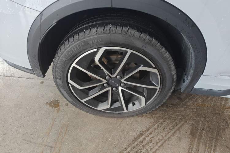 Used Lynk & Co 01 2023 1.5TD EM-F PM Exterior 5