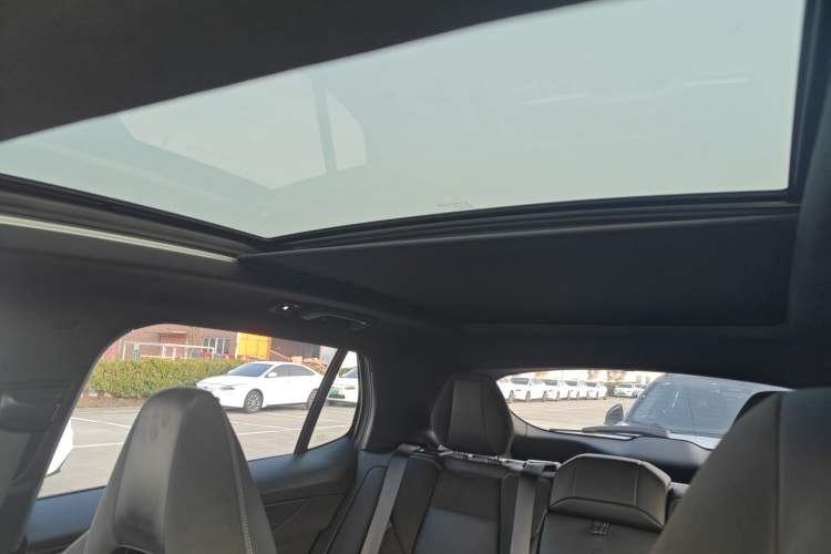 Used Lynk & Co 01 2023 1.5TD EM-F PM Headliner