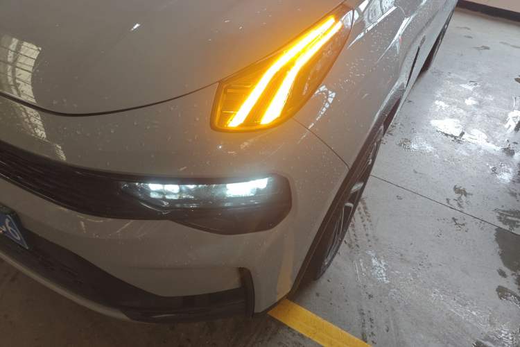 Used Lynk & Co 01 2023 1.5TD EM-F PM Left Front Headlight