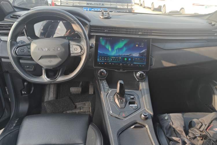 Used Lynk & Co 01 2023 1.5TD EM-F PM Center Console