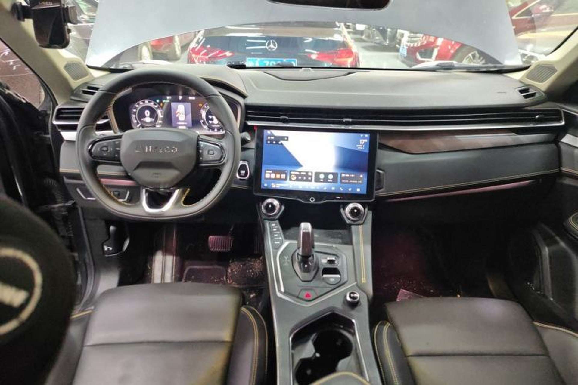 Used Lynk & Co 01 2023 2.0TD Two-Wheel Drive Pro Trim Center Console