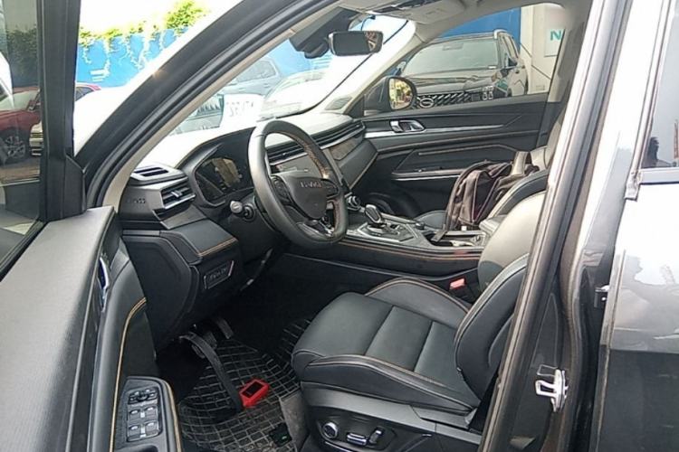 Used Lynk & Co 01 2023 2.0TD Two-Wheel Drive Pro Trim Driver Seat